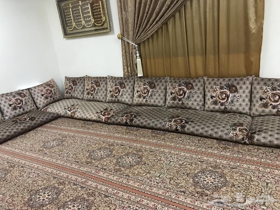 مخدة للبيع 500 ريال64533860074755111