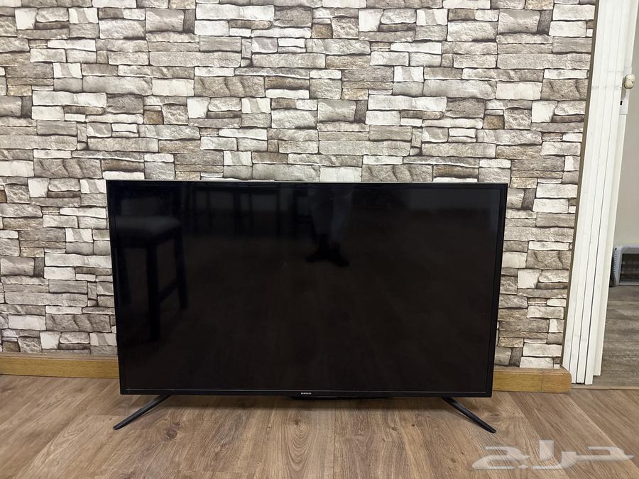 شاشة 55 بوصة سامسونج 24 انش للبيع الشاشة سليمة64531096423681110