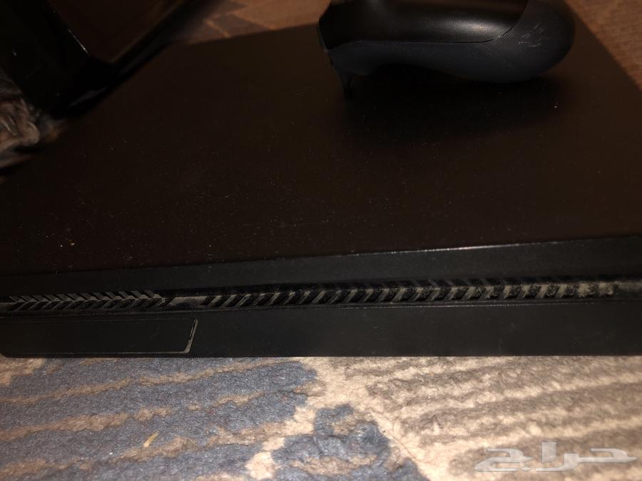 Sony 4 Pro for sale, guaranteed with controller and cables64530121257602111