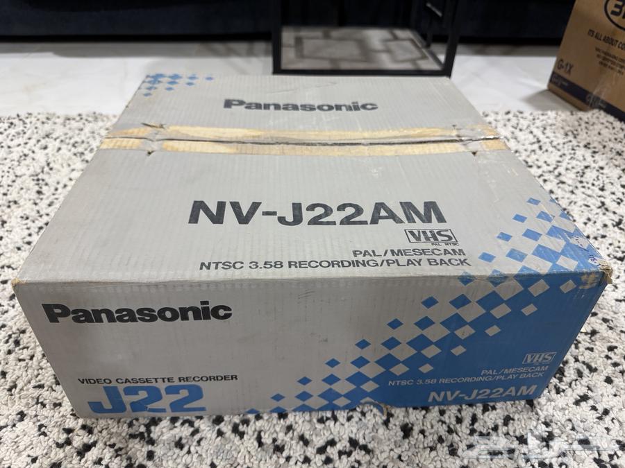 جهاز فيديو (VHS) جديد باناسونيك Panasonic انتيك - بند (148)64533986870273110