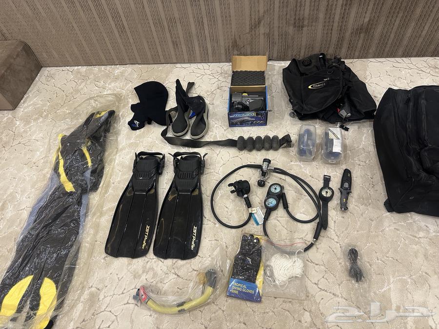 بدلة غوص جديدة مع العدة كاملة للبيع64528836891267110