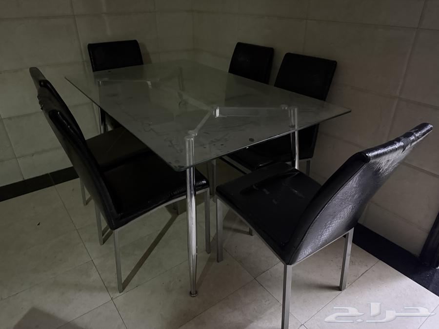 Dining table64532961160322110