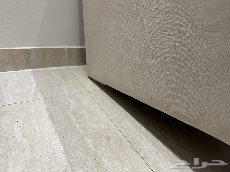 Three sofas64528012280579111