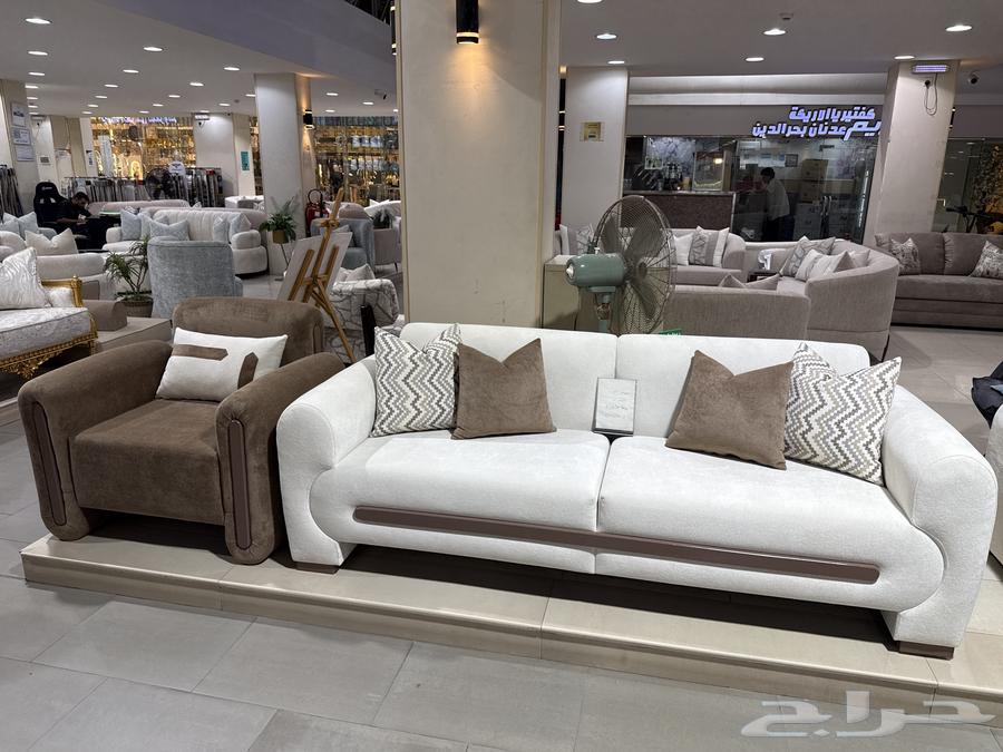 طقم موديل فرنسي عليه عرض خاص على الجاهز64532804859394111