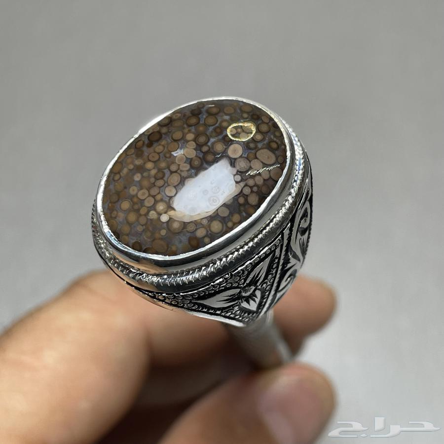 خاتم فضة بصياغة يدوية بحجر عقيق يماني جلد الثعبان64494112850049111