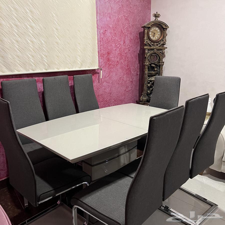 Sofa and dining table for sale64529121871874110