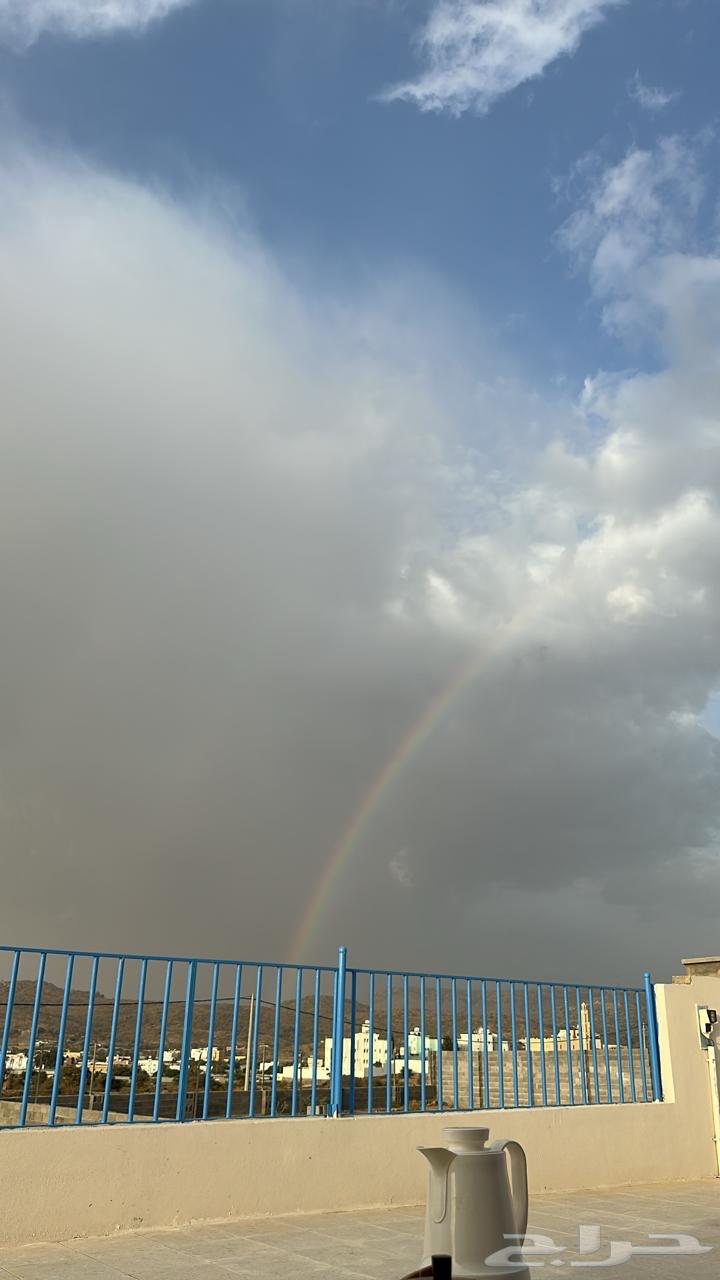 استراحه بين الطبيعه الخلابه للايجار اليومي64260659510402110