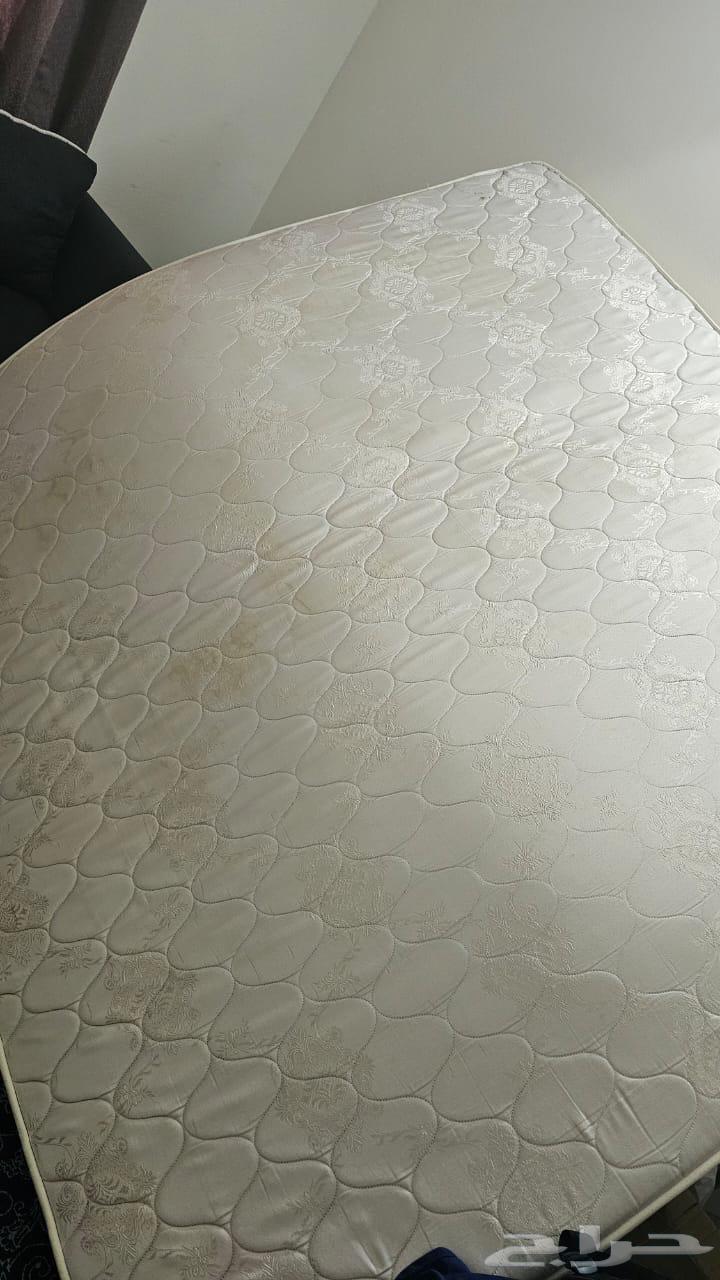 Bed mattress and carpet for those in need64533090543363111