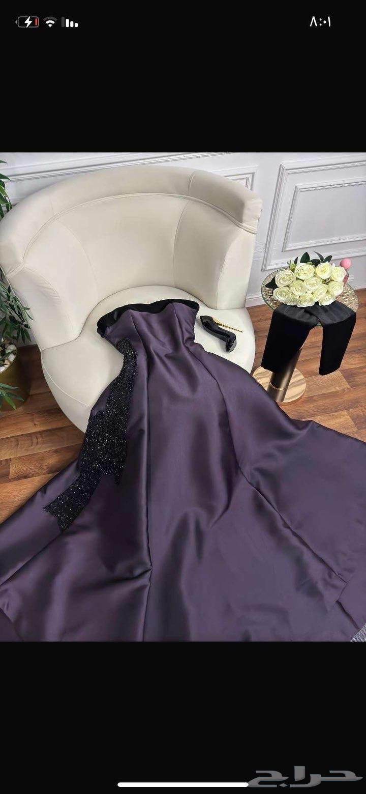 الأزرق 200 نضيف ملبوس يوم واحد والموف سعر 200 )64527305612929110