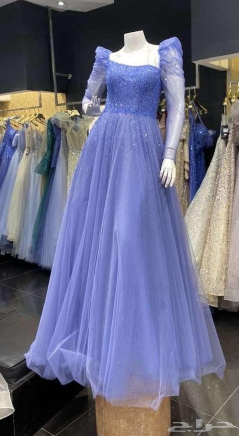 New dresses, lightly used and clean, no defects, price negotiable64528196276611111