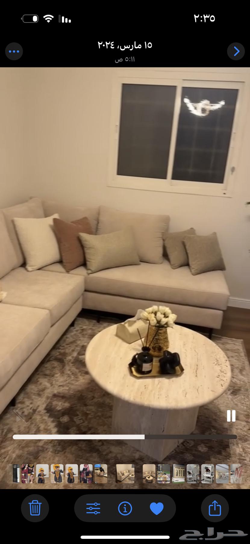 L-shaped sofa64527970024578114