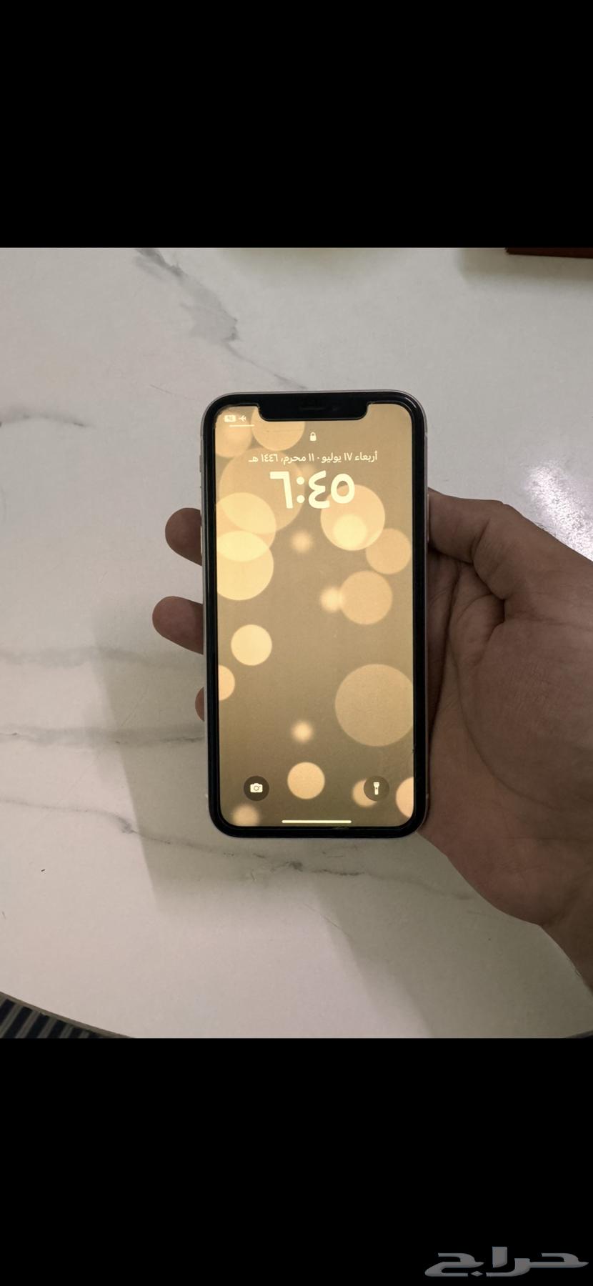 ايفون اكس ار لون ابيض نظيف جدا لم يدخل الصيانه كرتونه موجود64530840711041111