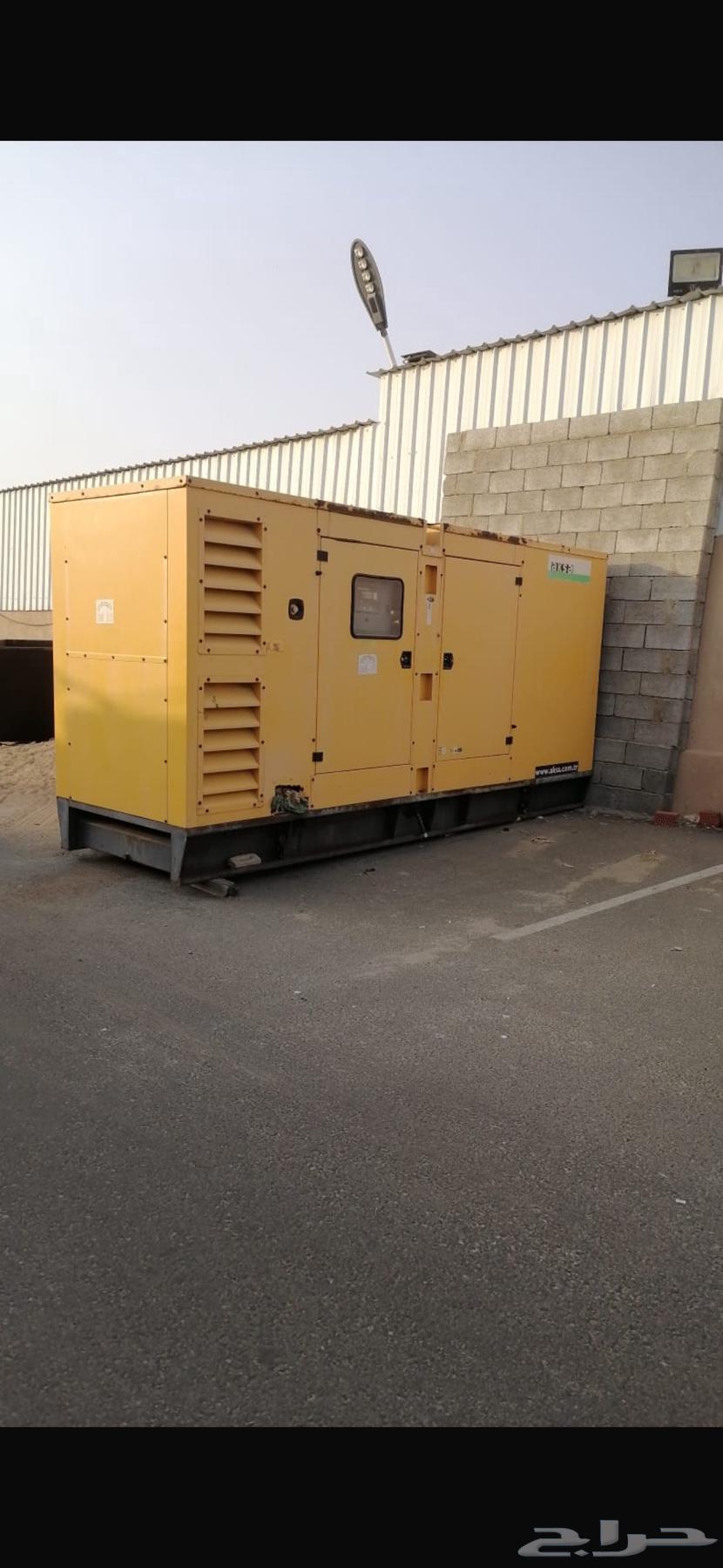 مولد كهرباء بحالة جيدة64534359415553110
