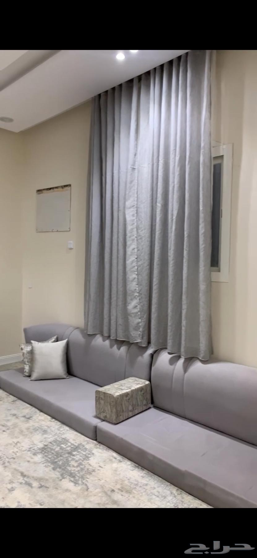 بيع اثاث جلسه ارضيه شبه جديده .64527081065475113