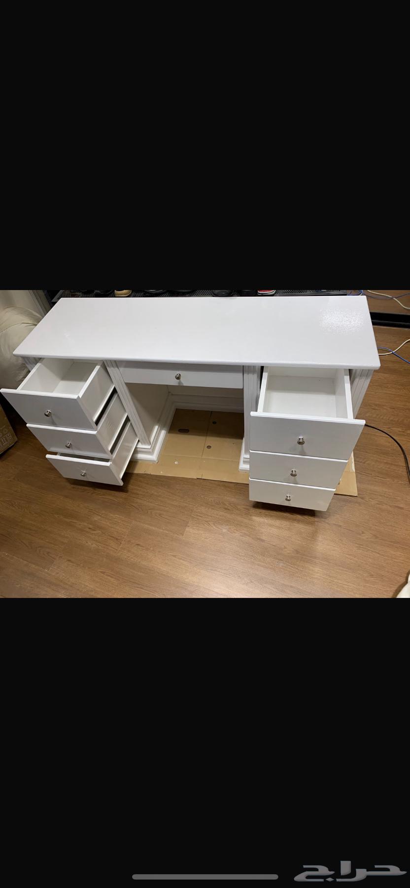 طاولة سيت اب لون اسود64531110763650112