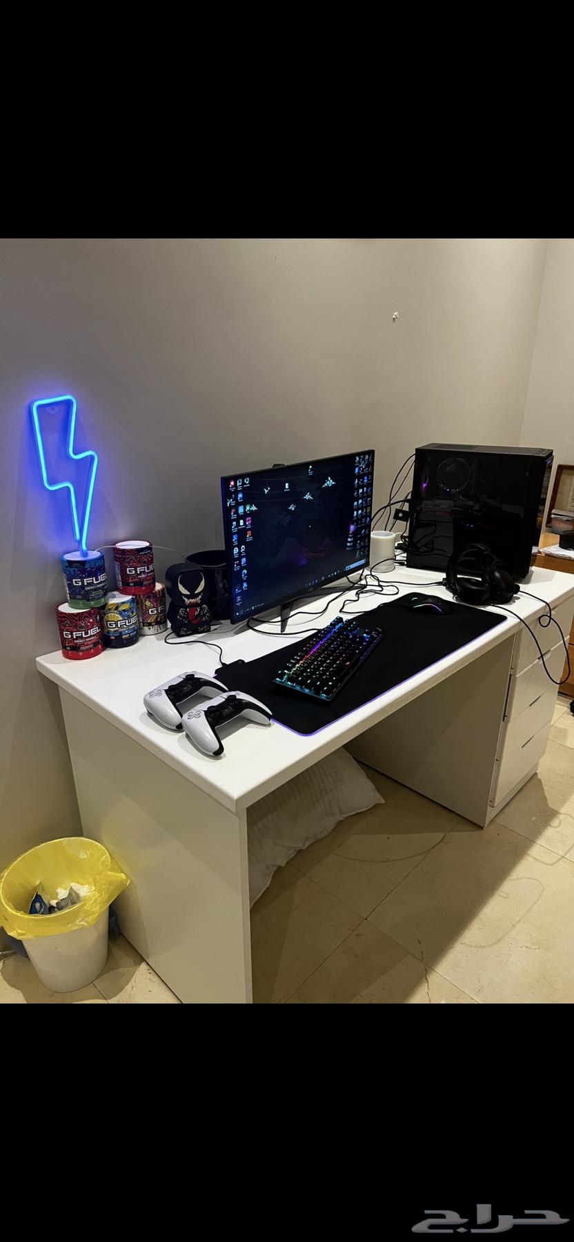 Computer table64529476371459110