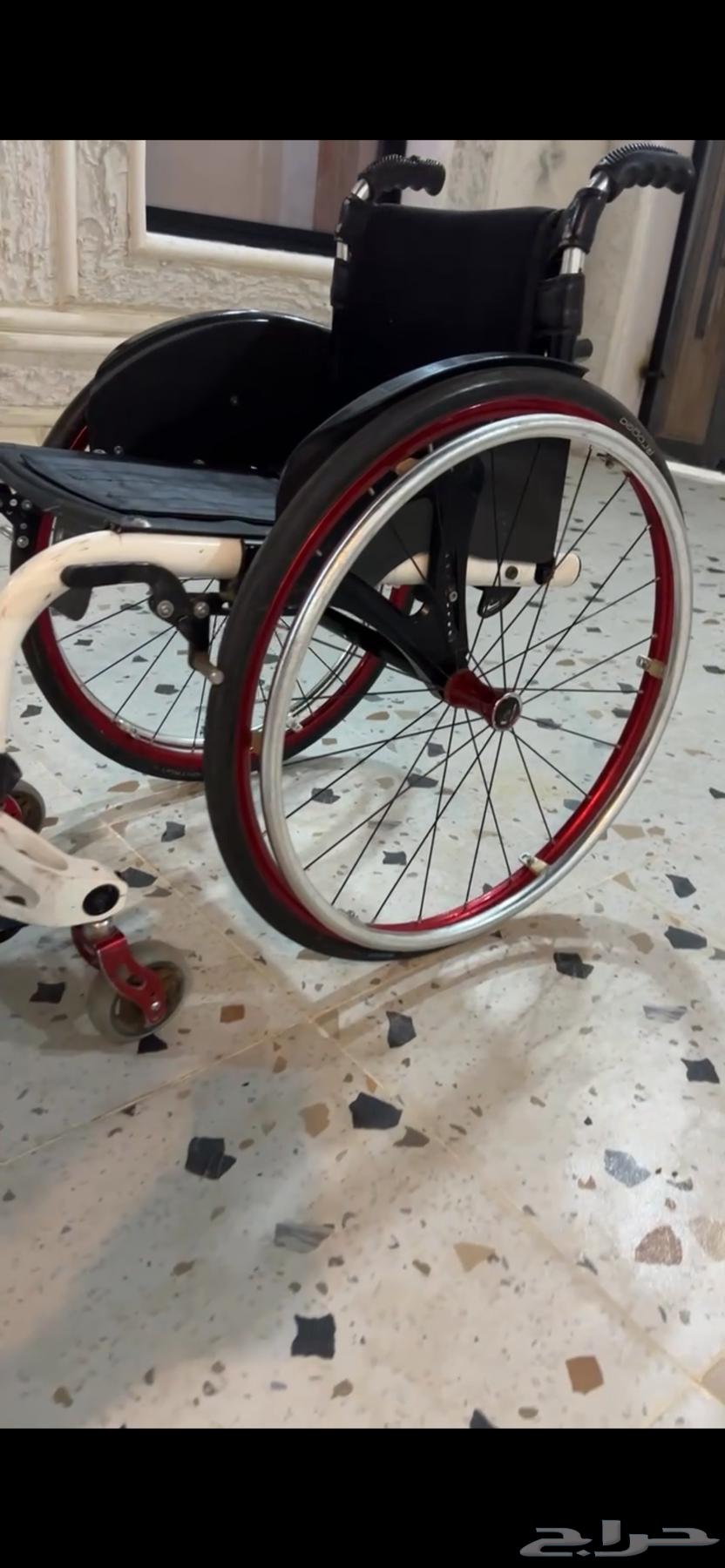 كرسي رياضي خفيف الوزن للمعاق64534844505986111