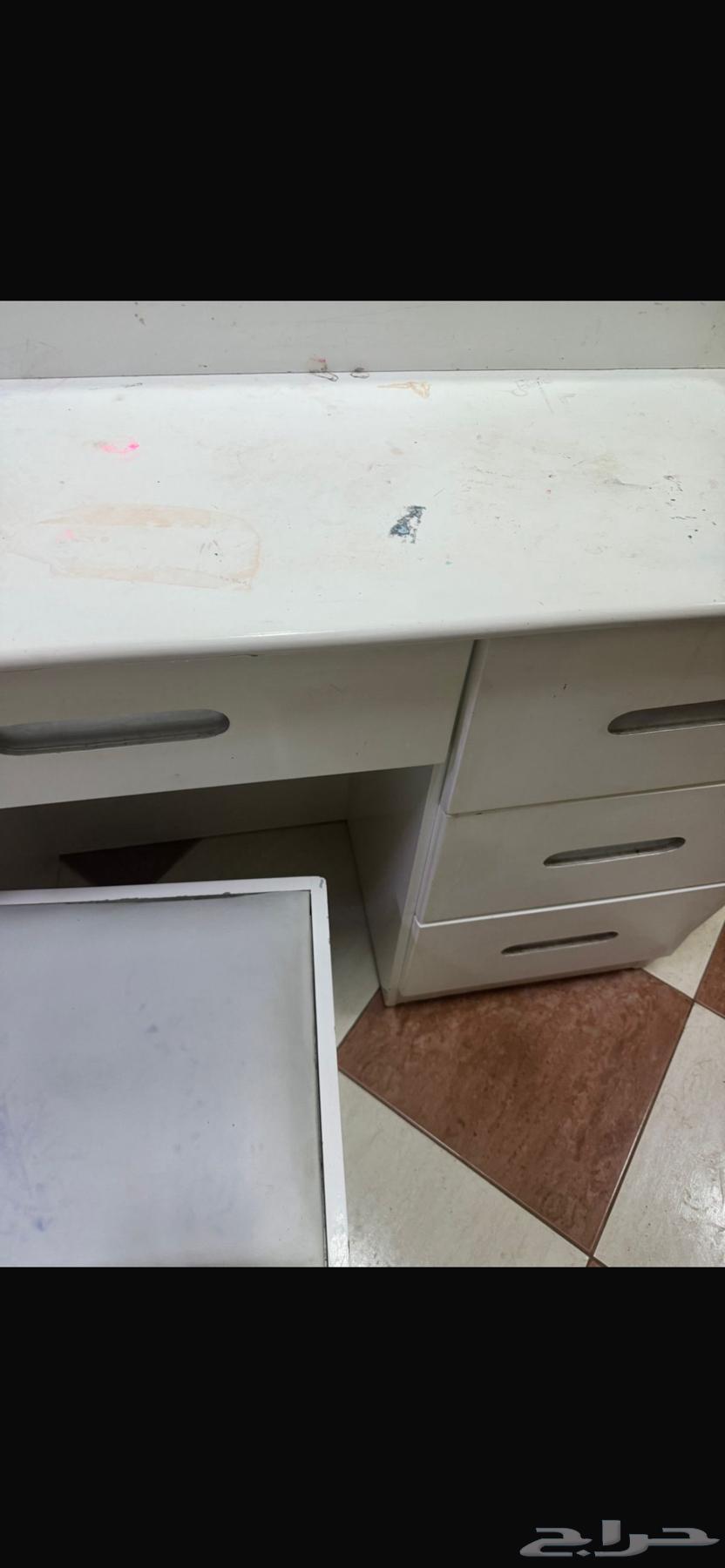 تسريحه مع الكرسي للبيع64533018506369111