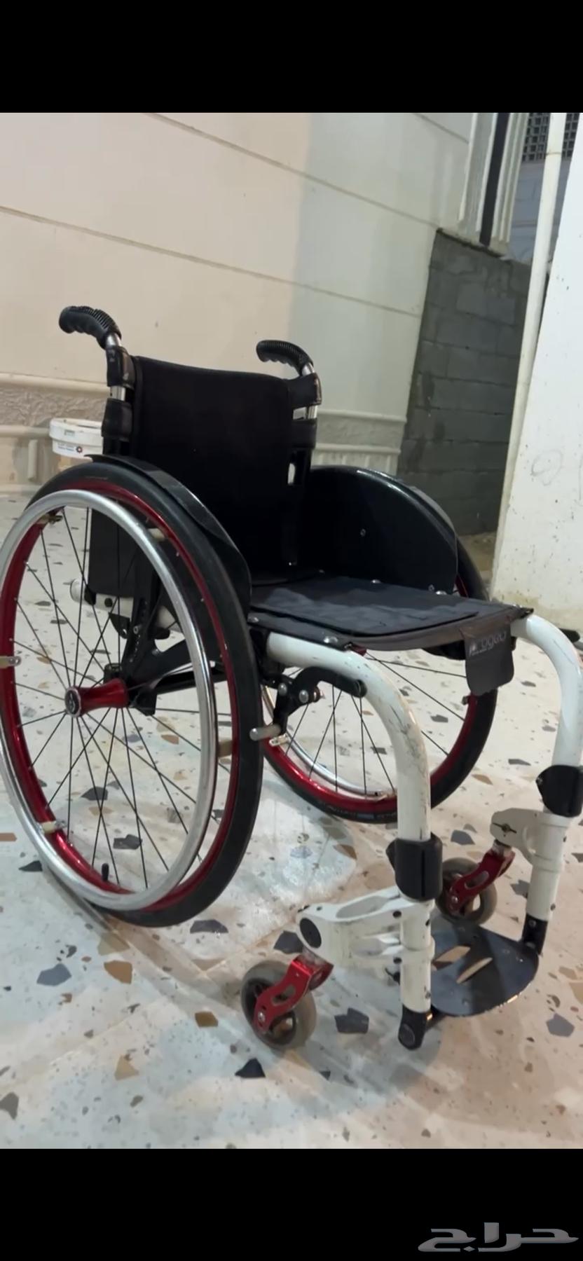 كرسي رياضي خفيف الوزن للمعاق64534844505986112