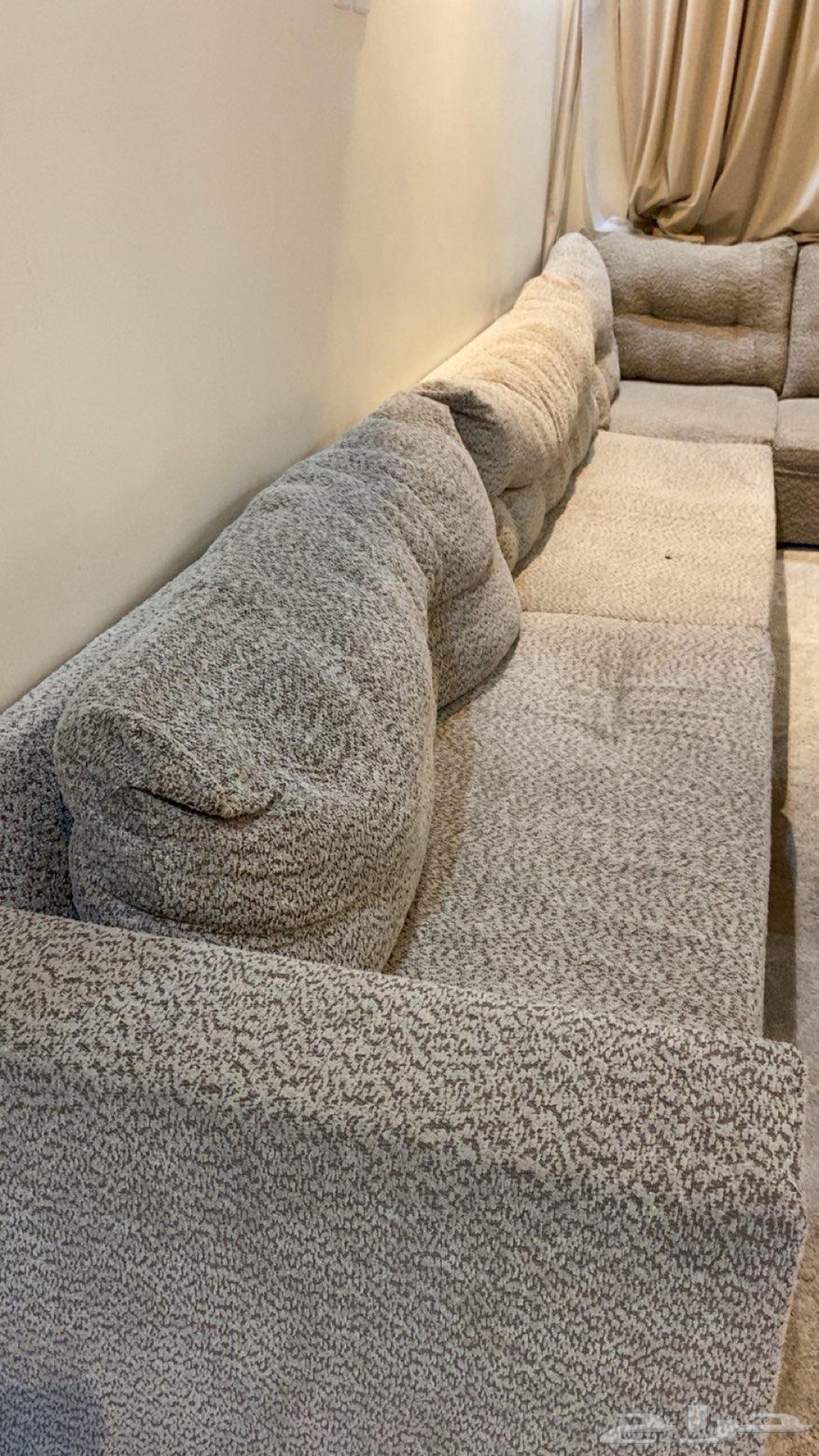 8-meter connected sofa in good condition64527488645251110
