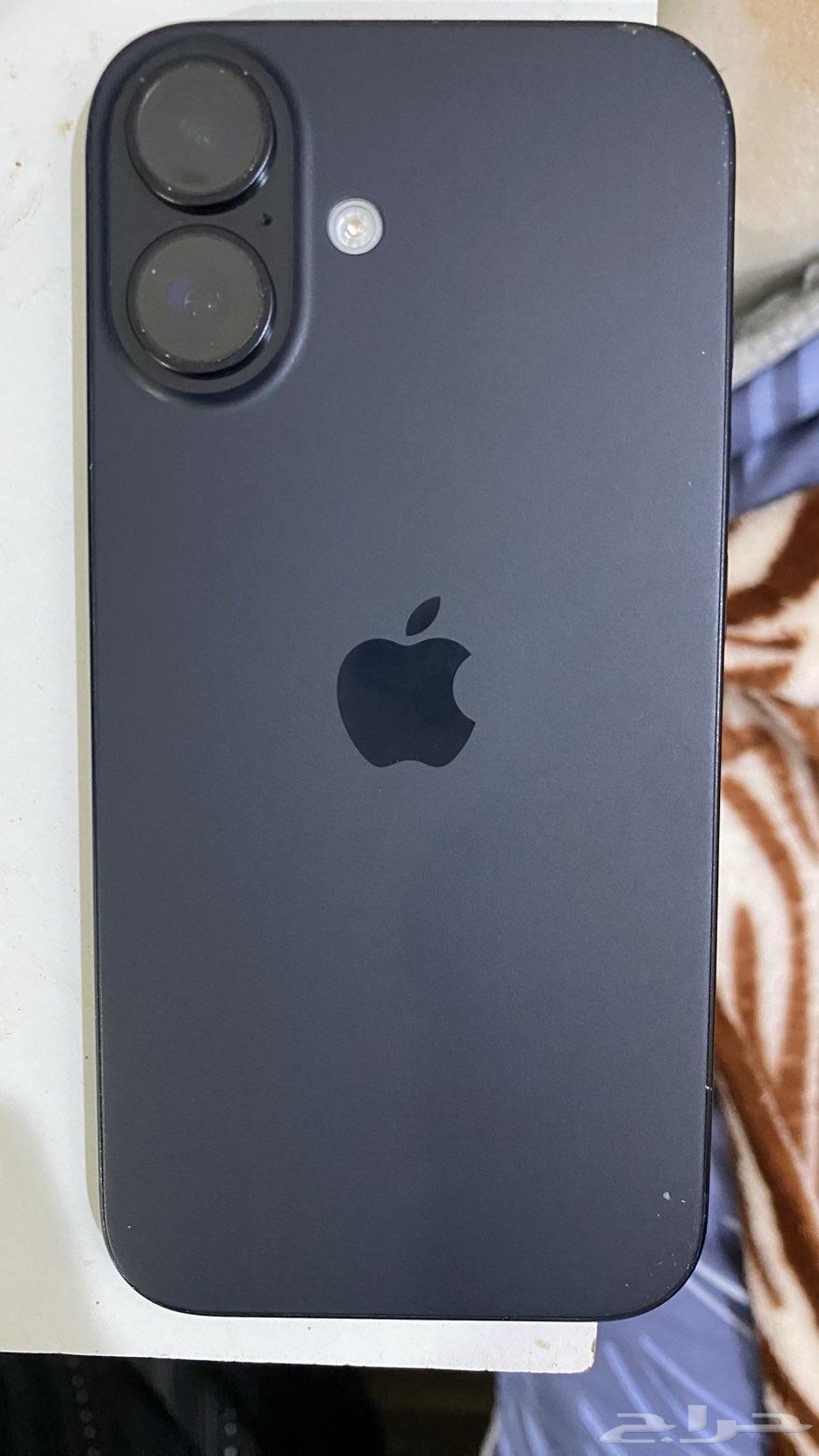 اقبل عليه ايفون 15 برو مقارب له64530613798786110