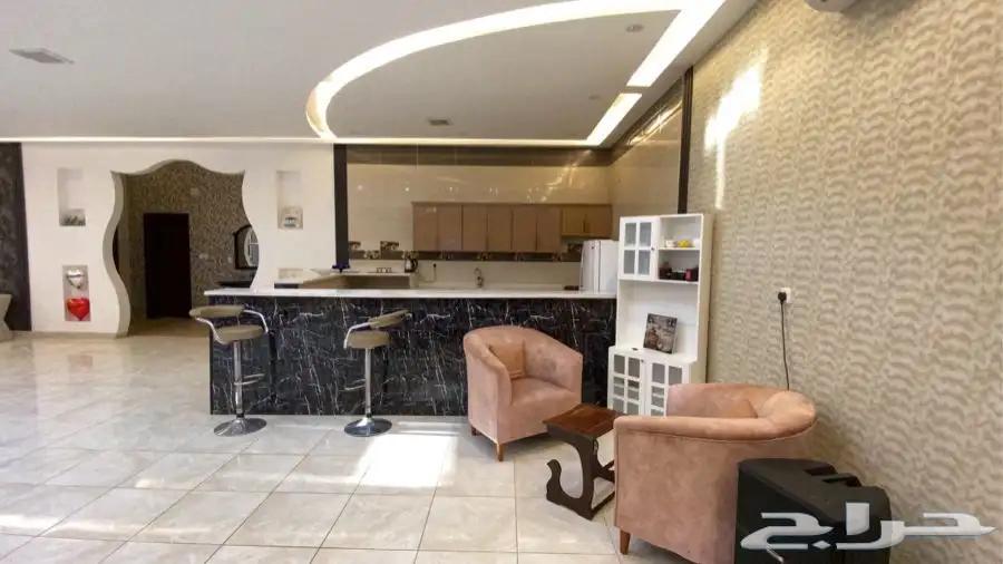 Monthly, daily, and hourly rent64532028599425114