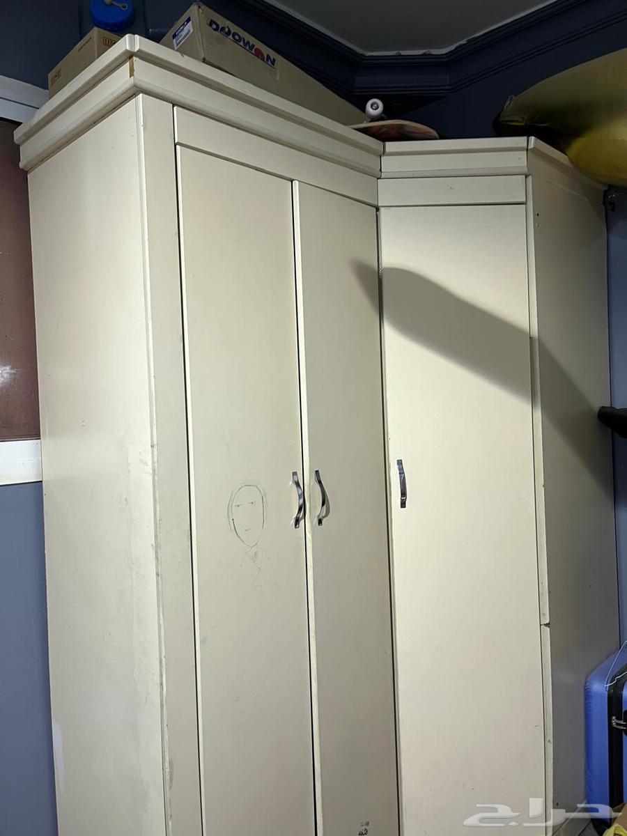 دولاب64528993240322110