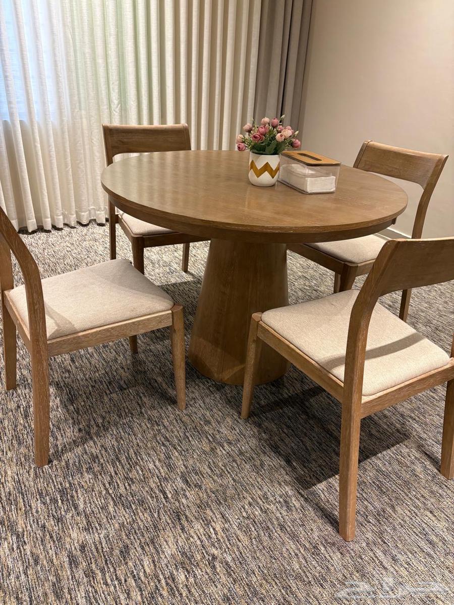 Dining table64532057284865112