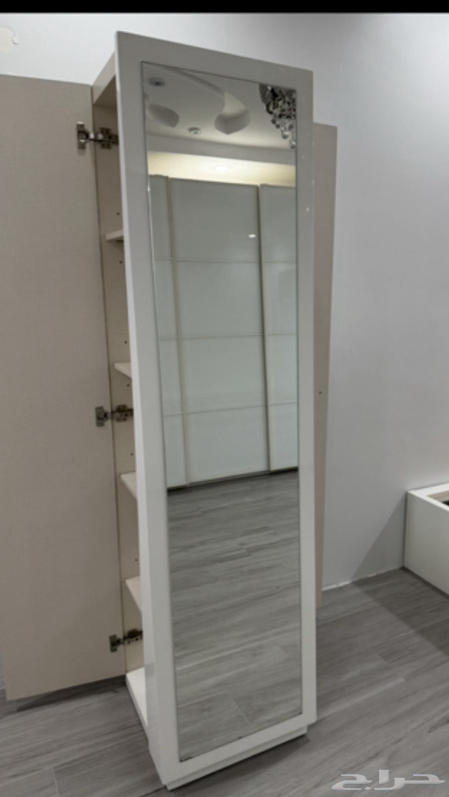 5-shelf new closet with mirrors, flawless 50064529362859265111