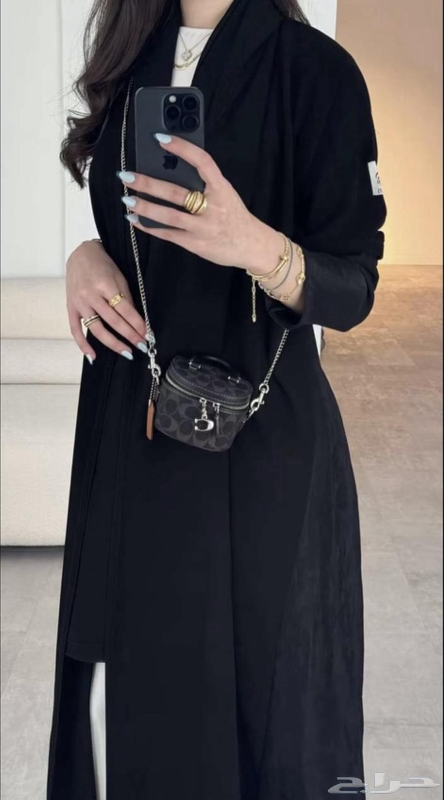 عبايه قماش كريب ملكي كوري اسود64540452669955110