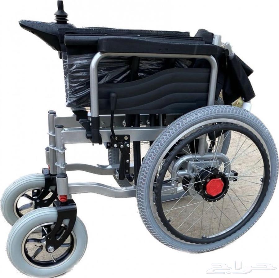 كرسي متحرك كهربائي يتحمل الوزن 150 كيلو وسهل الاستخدام64536753485826113