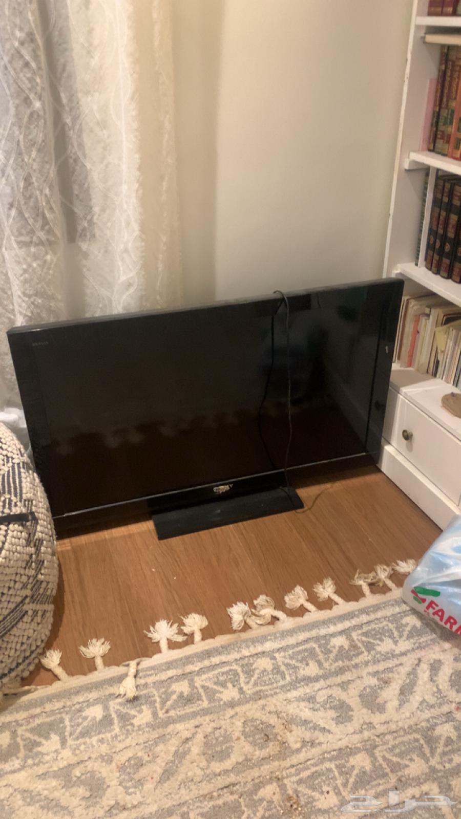 تلفزيون سوني قديم مافيه شي إن شاء الله64543450600962110