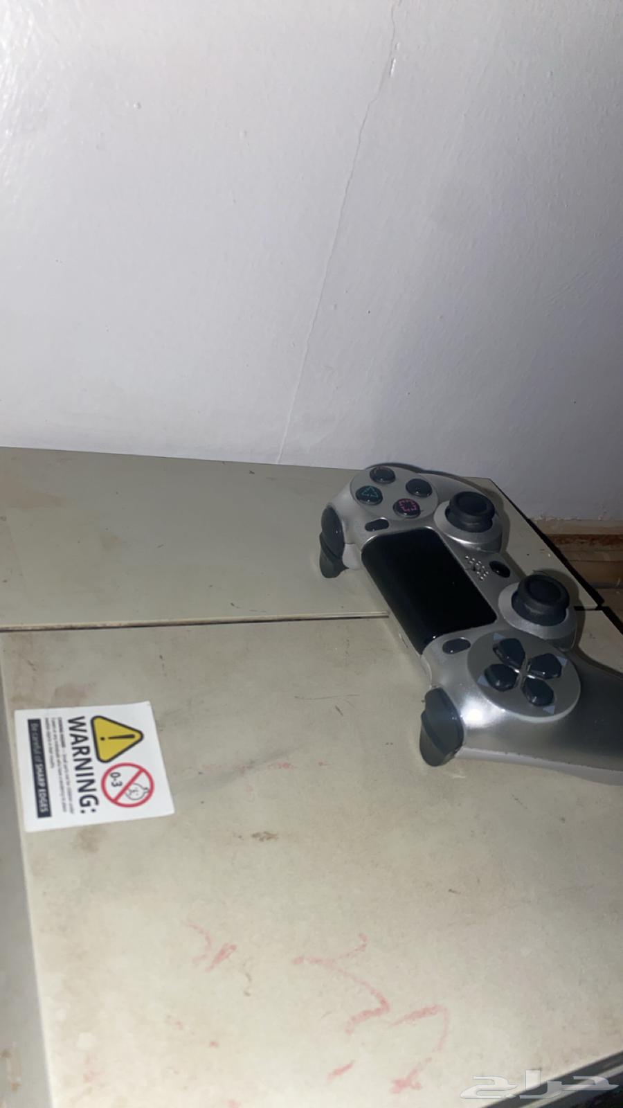 سوني 4 مع يده اصليه64537017139585110