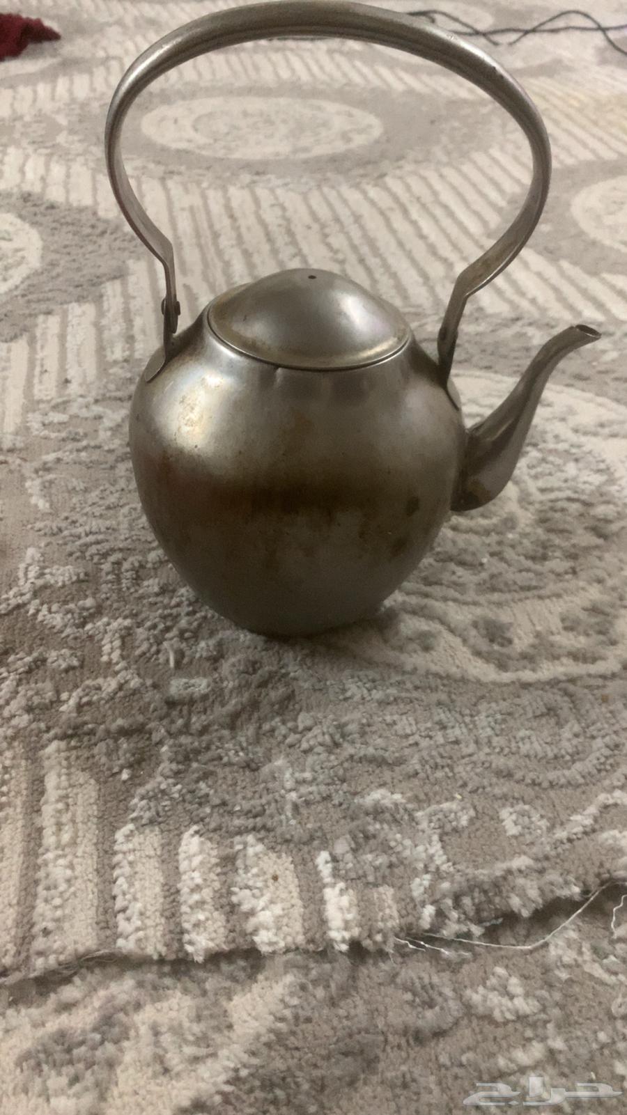 براد شاهي من عام 1403 ونظيف64542020227970111