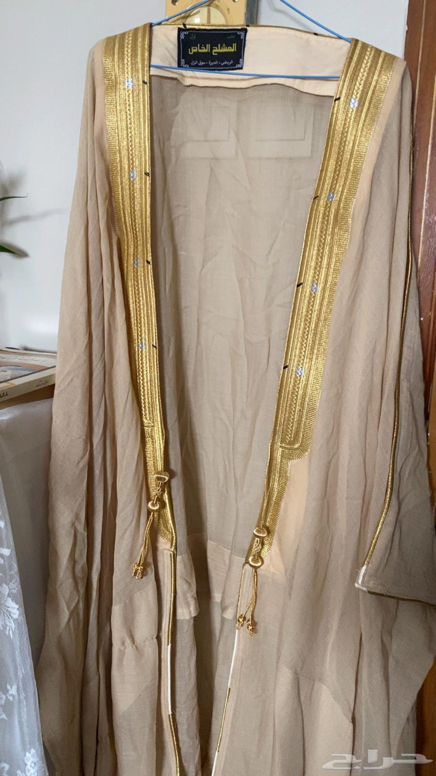 Beige coat with gold Xxl size, new, worn once64543634329859110