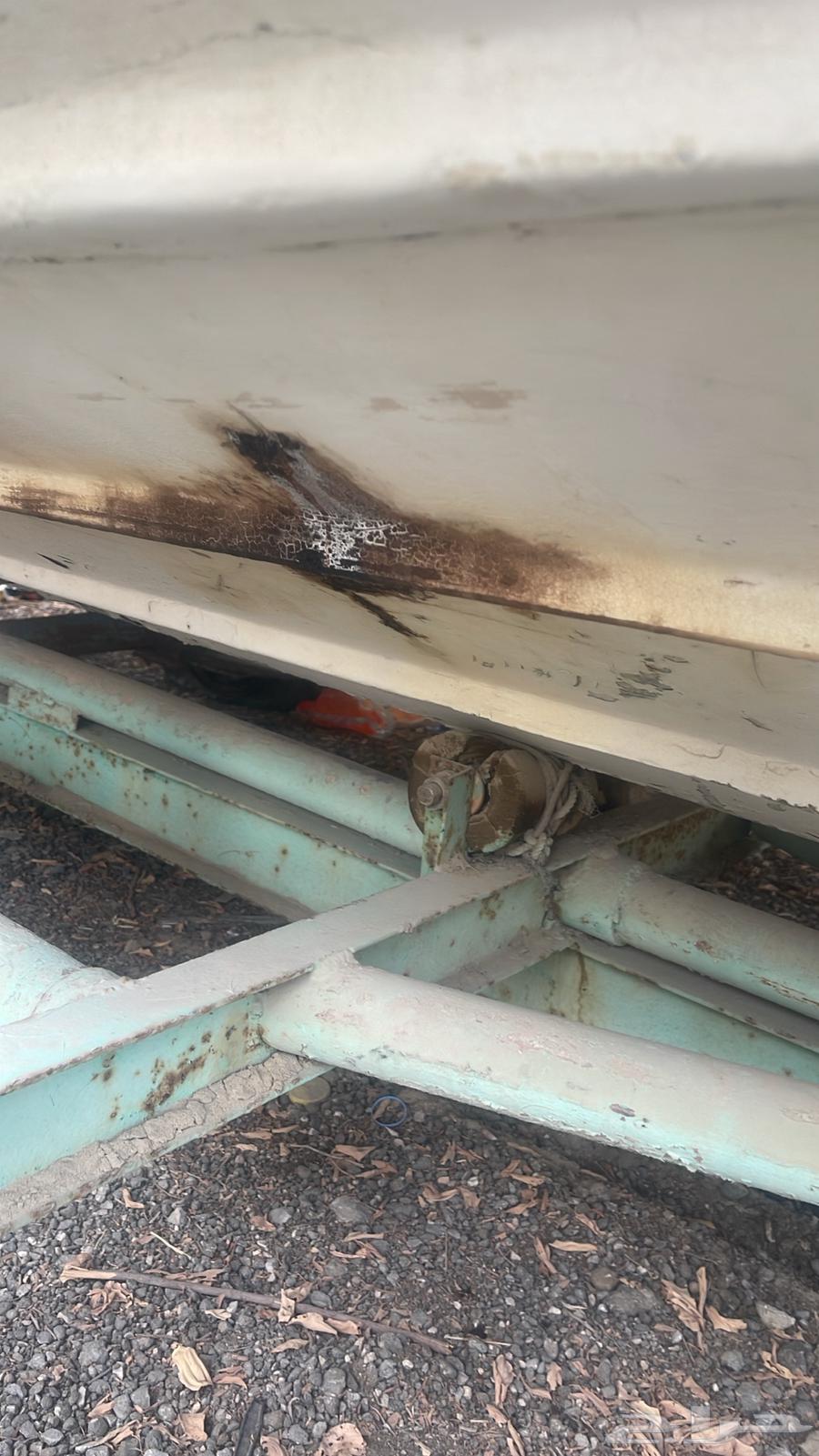 قارب الروضان قديم 21 قدم64541478375939112