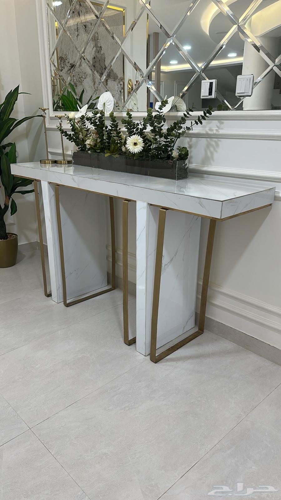 للبيع فرن   مكيف   مدخل   طاولات   جلسه خارجيه64543351893250112