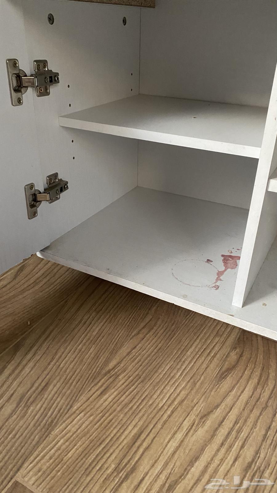 طاولة تلفزيون للبيع64540836882435111