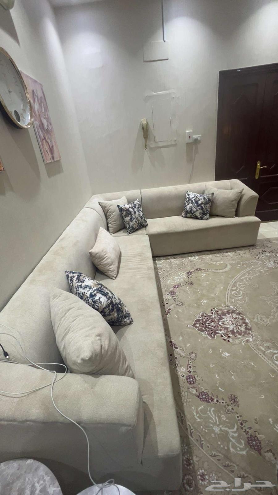 New and clean sofa64535133967362112