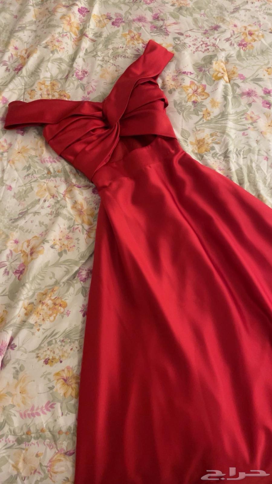 Very clean dress, worn for only four hours, size small, selling price 25064542062264579113