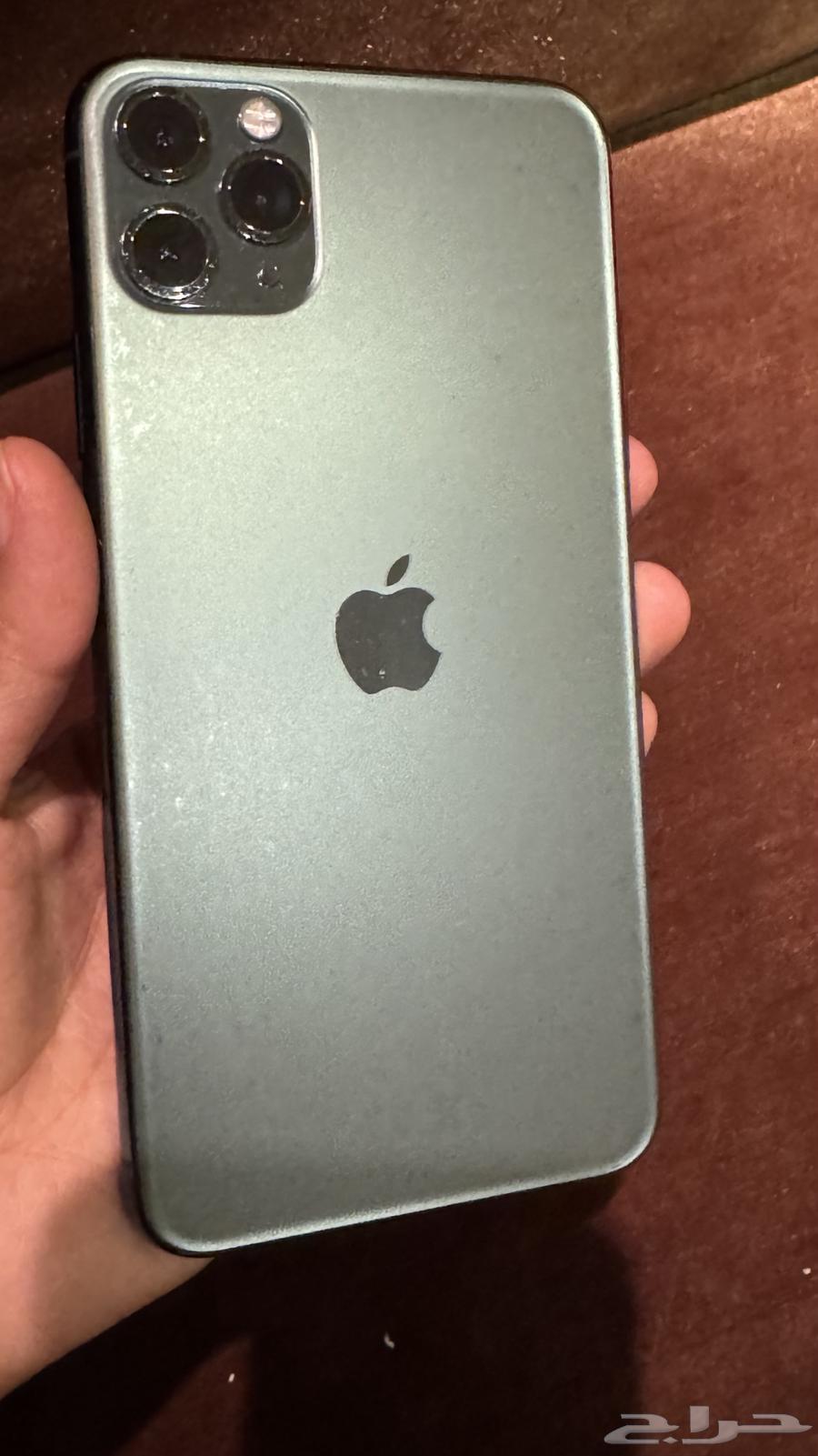 ايفون 11 برو ماكس المساحه 256 ( السعر 850 ريال64536014674050112