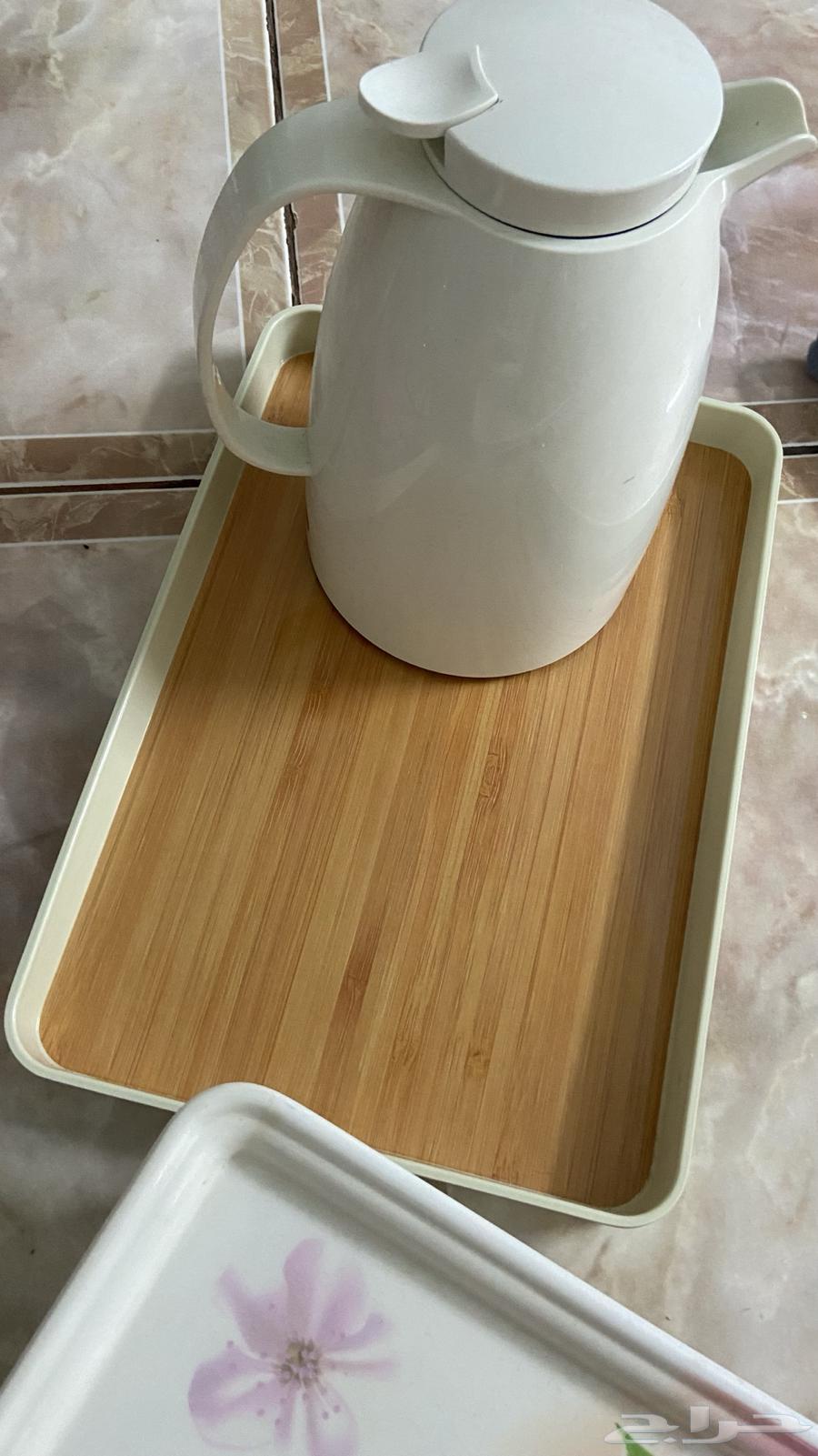 Siani with THERMOS from Al Saif Gallery64538850343810111