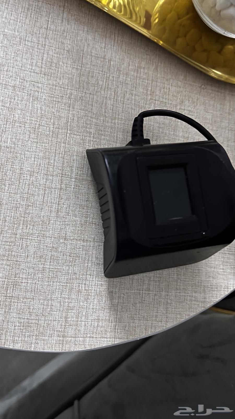 There is a fingerprint device for sale, very clean64541665257985112