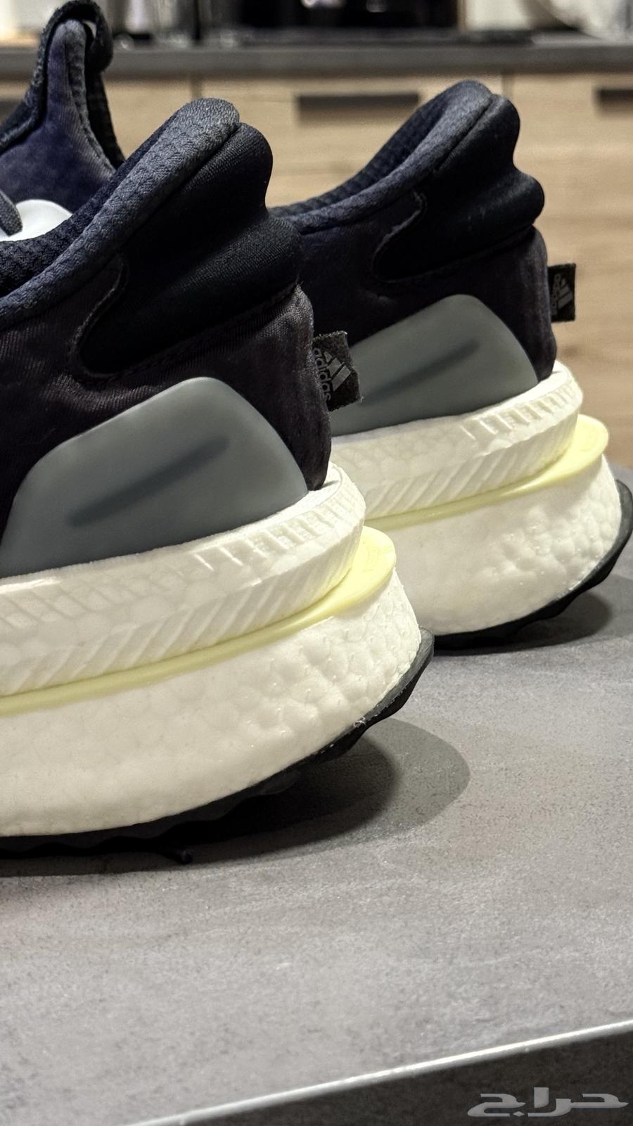 شوز اديداس اصلي64542260654593114