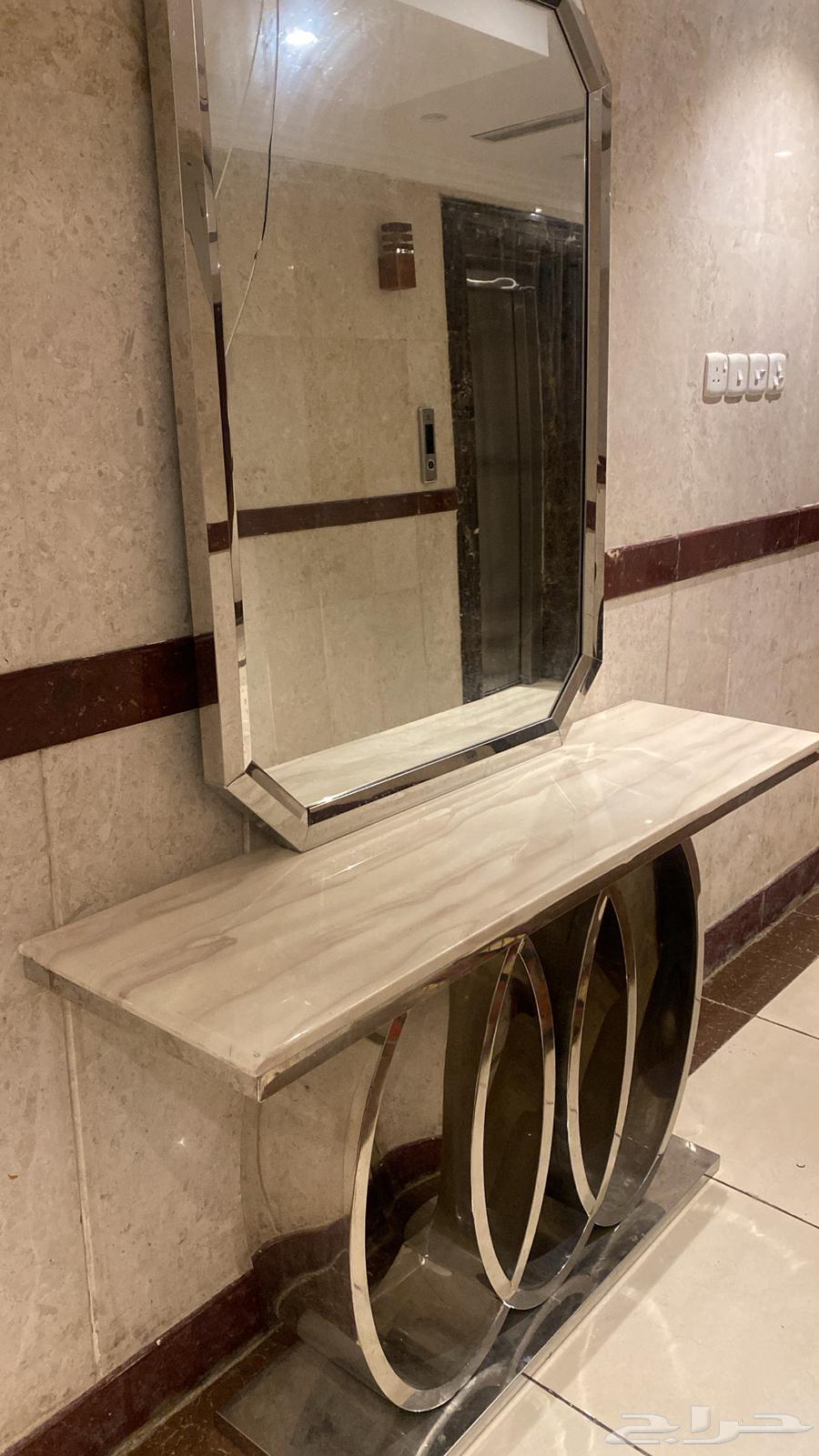 مدخل استيل فضي نظيف64540709019778110