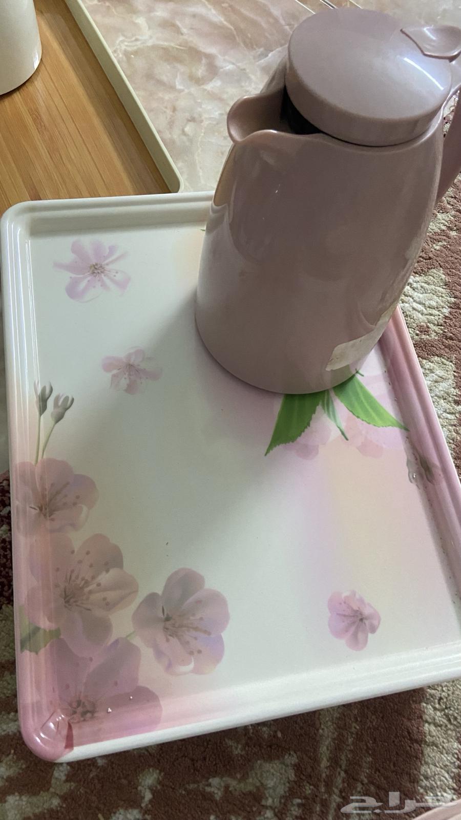 Siani with THERMOS from Al Saif Gallery64538850343810112