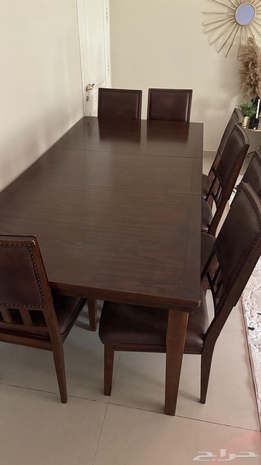 Dining table and small table64536473555073110