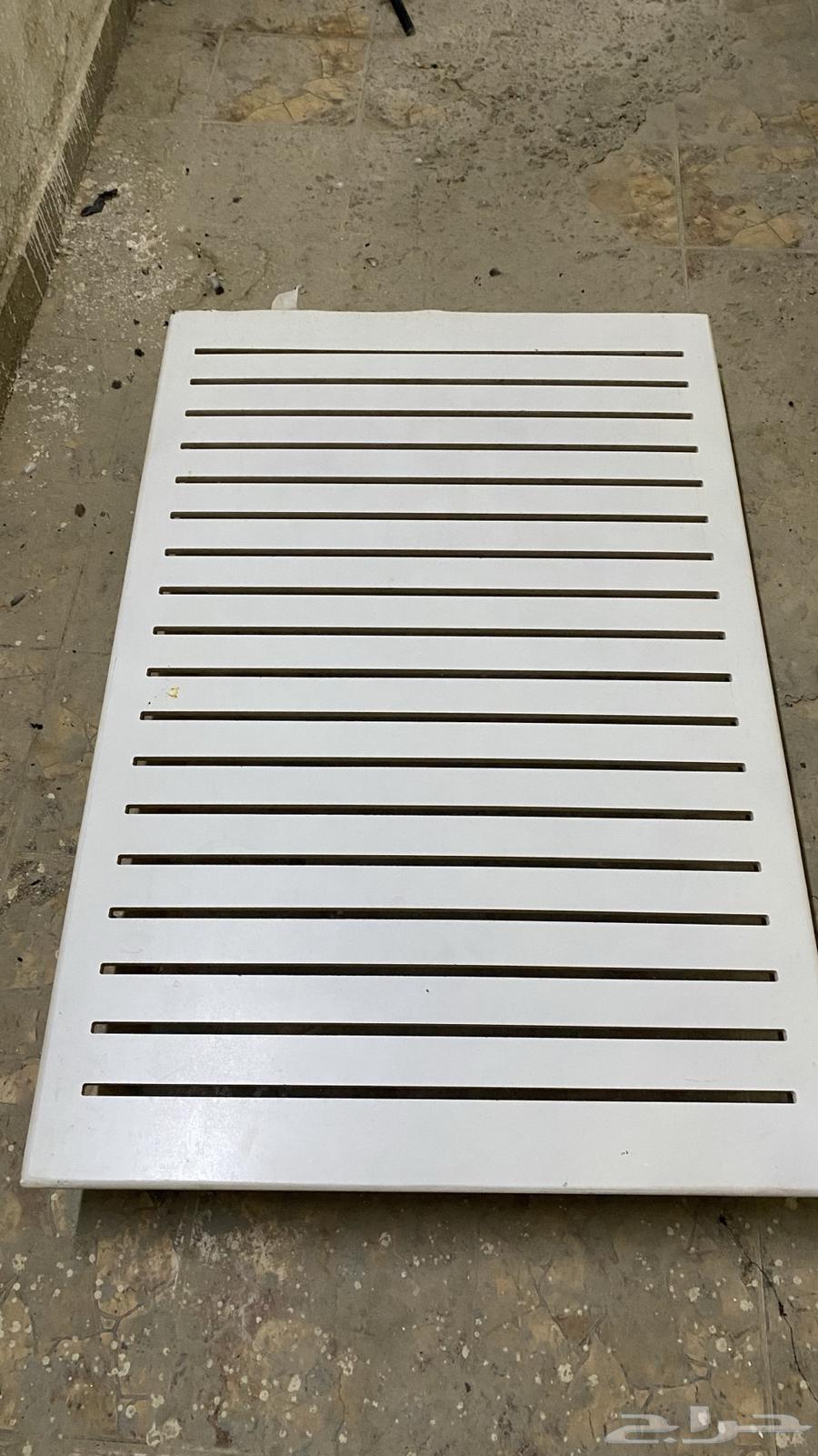 طاوله للبيع64541665249537110