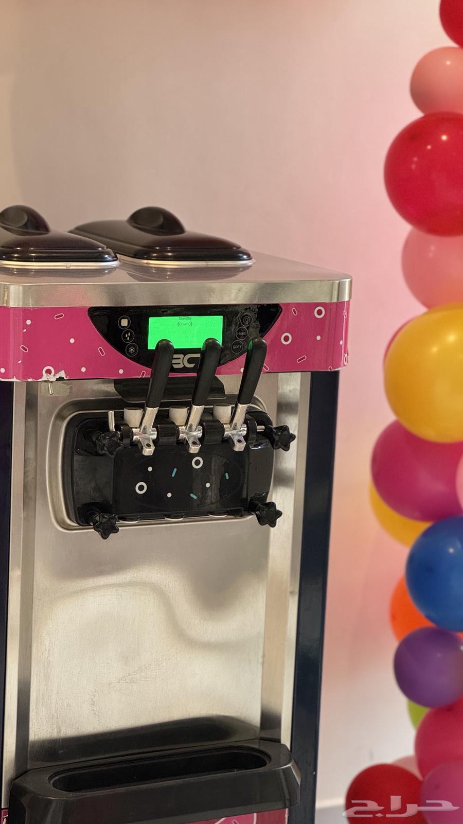 اله ايسكريم للايجار اليومي64542104697987112