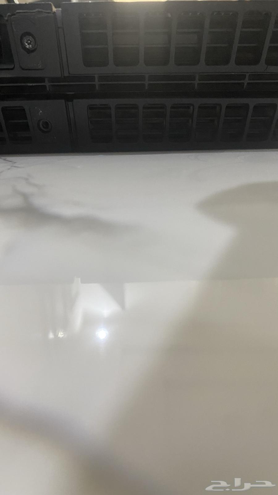 سوني فور مستعمل نضيف قابل لتفاوض تواصل   معه يد64540524254467112